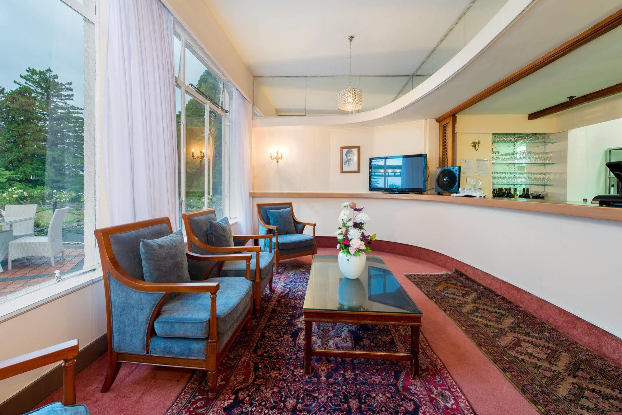 Waitomo Caves Hotel Экстерьер фото
